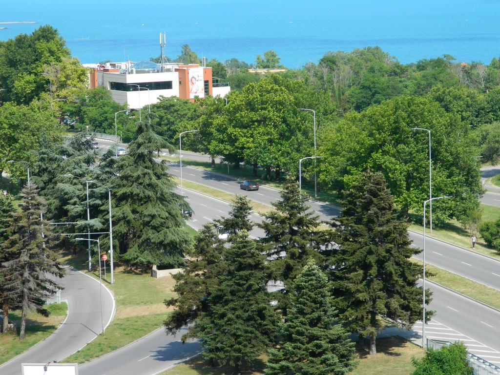 Appartamento Happy Vacation 2 Varna Esterno foto